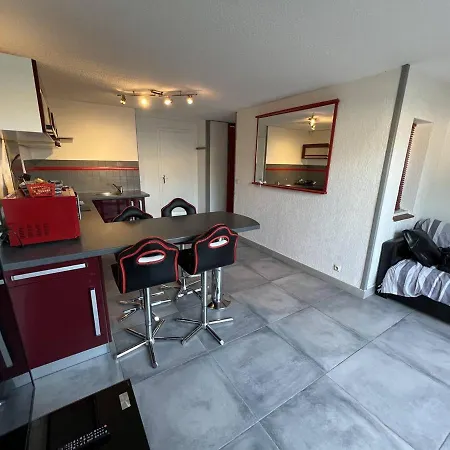 Climatise T2+cabine, 4 Couchages, Parking, A 450m De La - Port - Fr-1-81-595 Apartment *